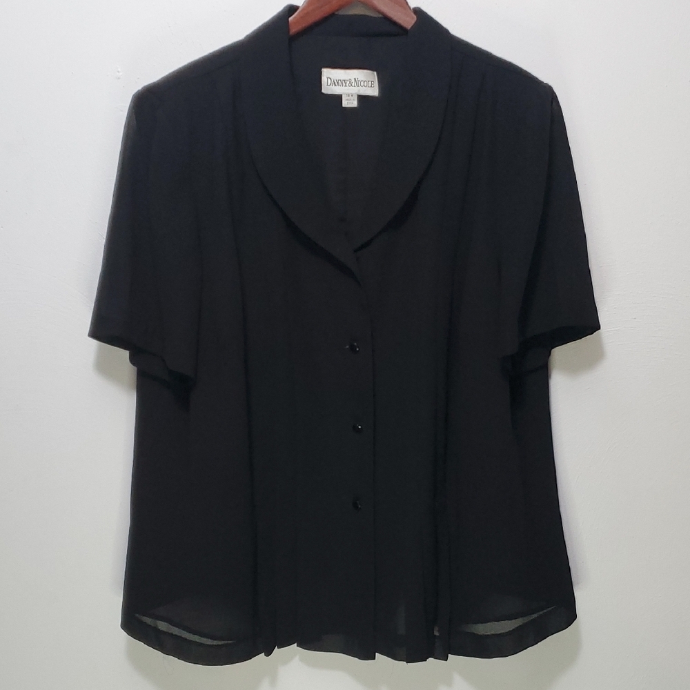 Danny & Nicole Black Button Down Flowy Shirt